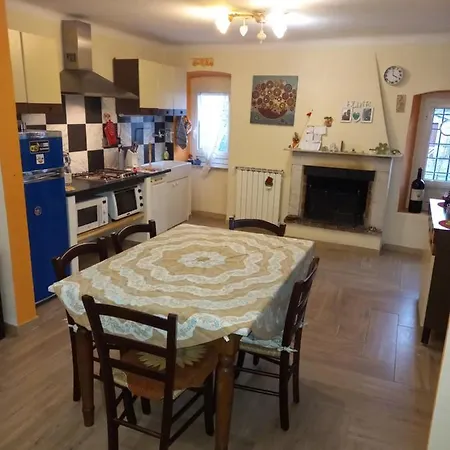 Linda House Holiday home Castelnuovo Magra